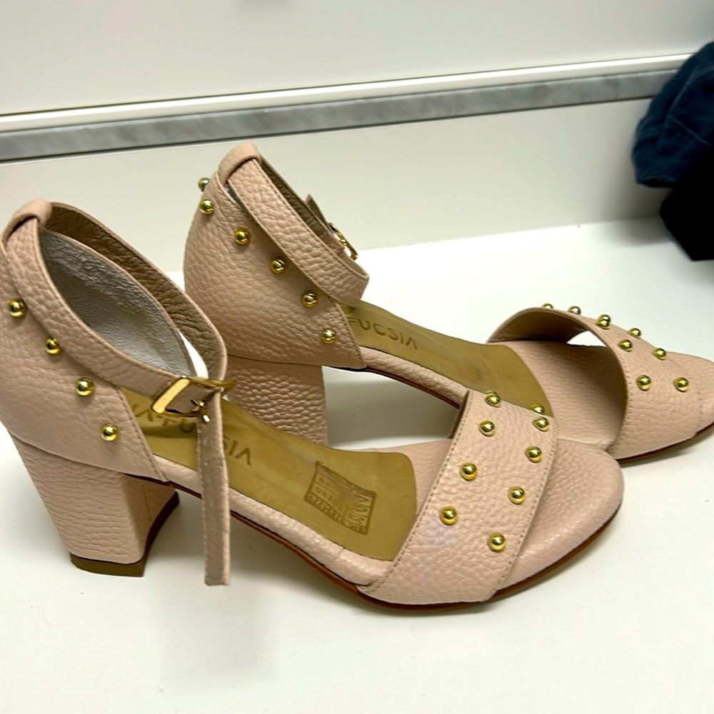 Fucsia Fucsia heeled sandals size 5